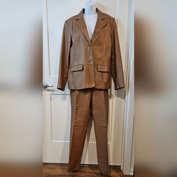 Vintage Chadwick's Tan 100% Leather Pantsuit sz 16 See all Photos - Picture 3 of 17